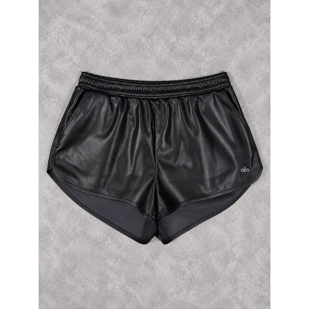 Alo Yoga Faux Leather Dolphin Shorts Womens Large Black Activewear Gym